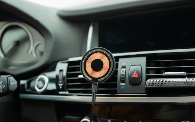 Держатель для смартфона Cooper Auto Wireless с беспроводной зарядкой, черный от martvrn.ru